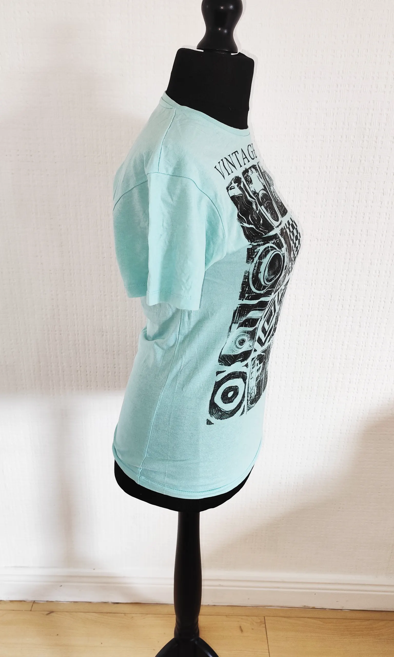 Vintage Print T-Shirt - Image 2